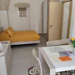 Casa Di Chiarina Piano Terra * Bitetto